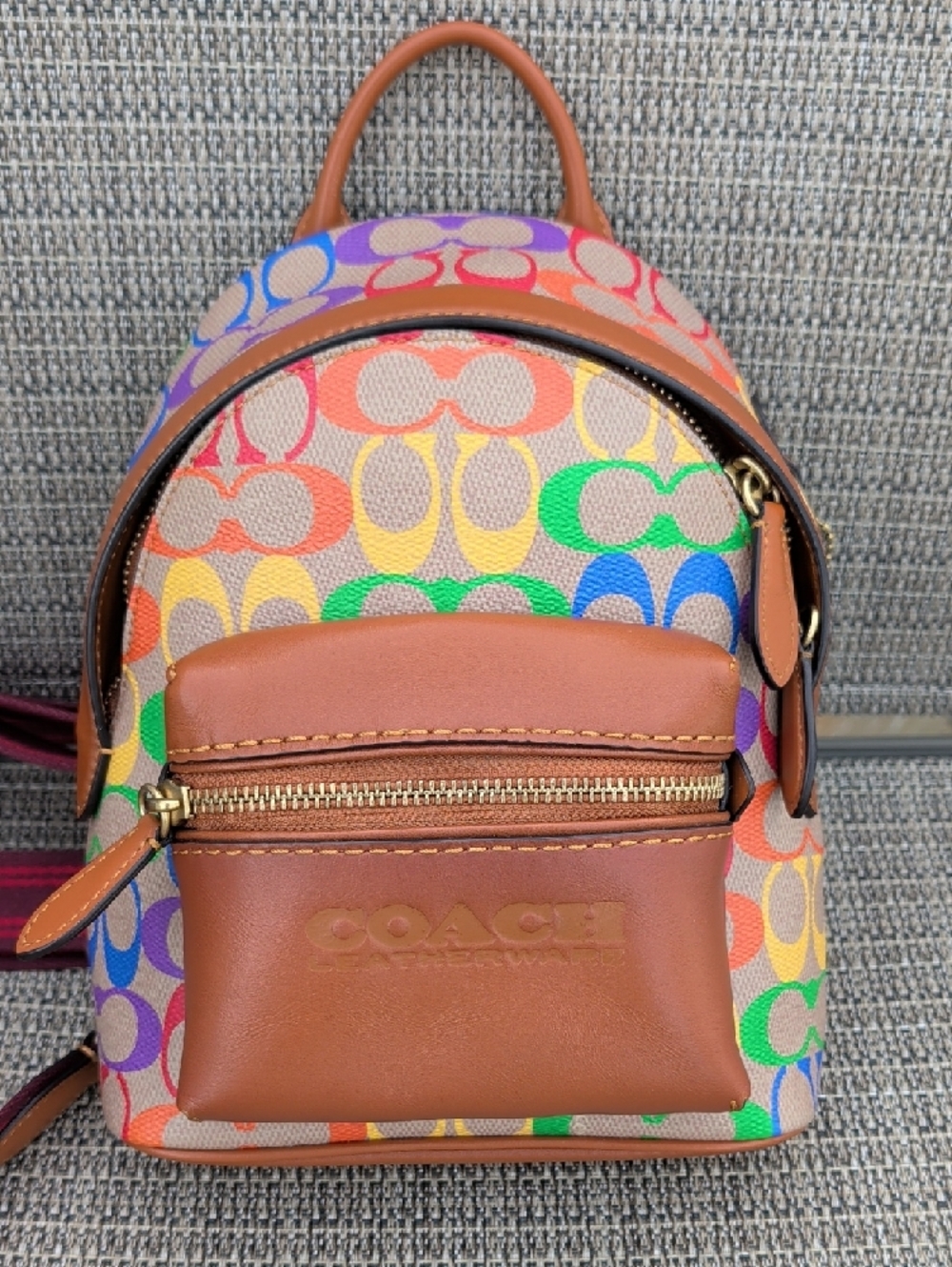 Coach Charter Backpack 18 Inch Rainbow In Signature Canvas (CJ878) EUC